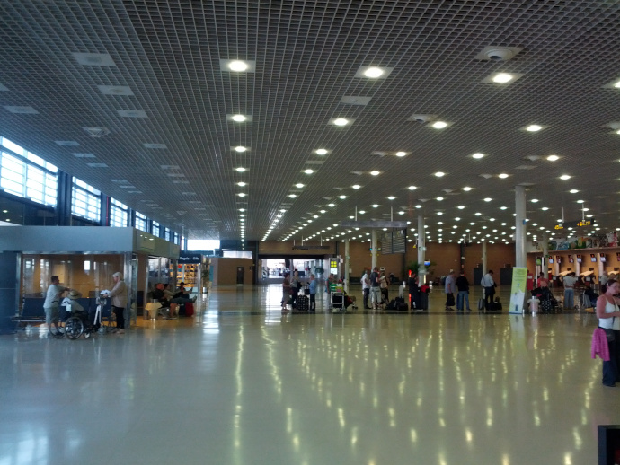 L'Aeroport de Reus té una sola terminal. 